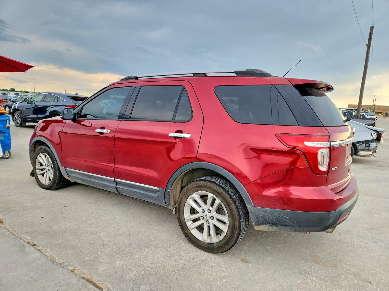 2014 Ford Explorer Xlt White vin: 1FM5K7D89EGB34847