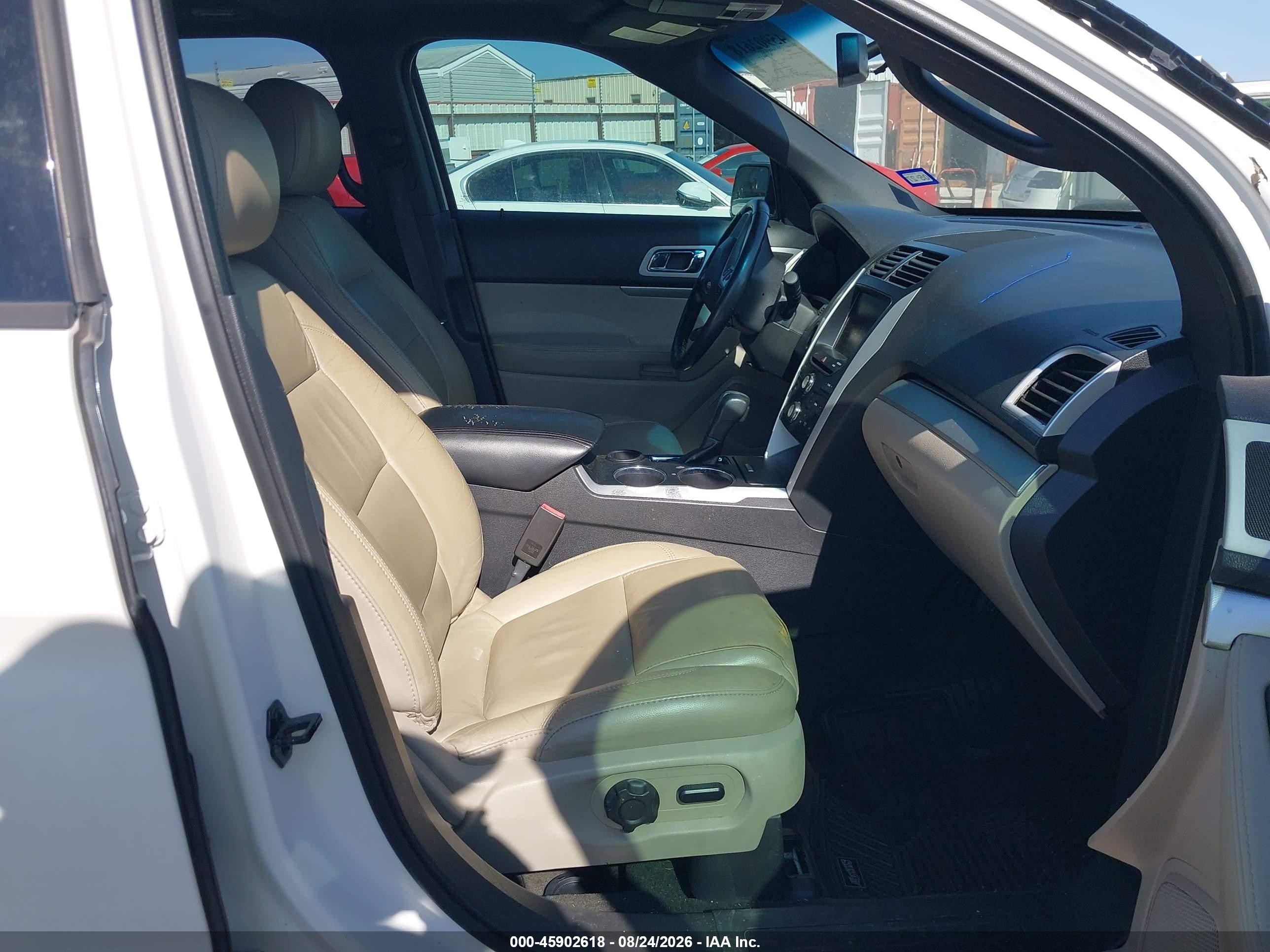 2014 Ford Explorer Xlt Белый vin: 1FM5K7D89EGB51602