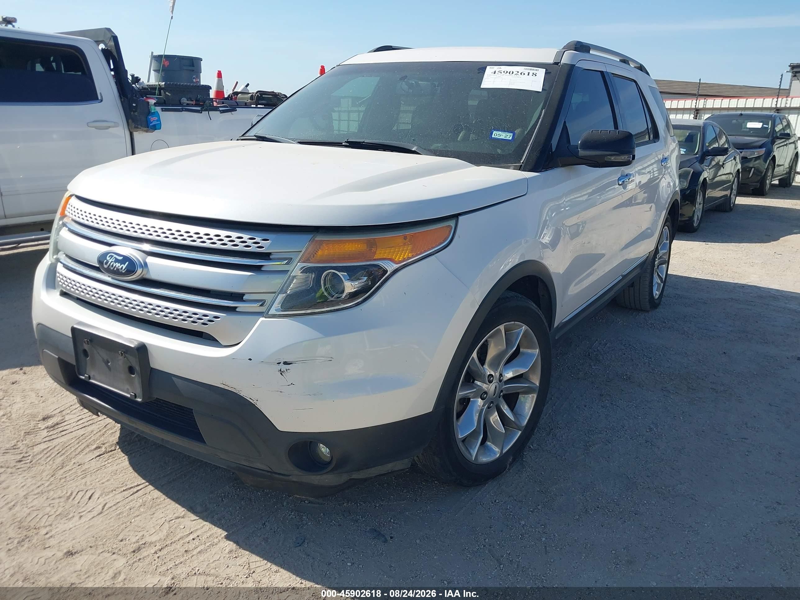 2014 Ford Explorer Xlt Белый vin: 1FM5K7D89EGB51602