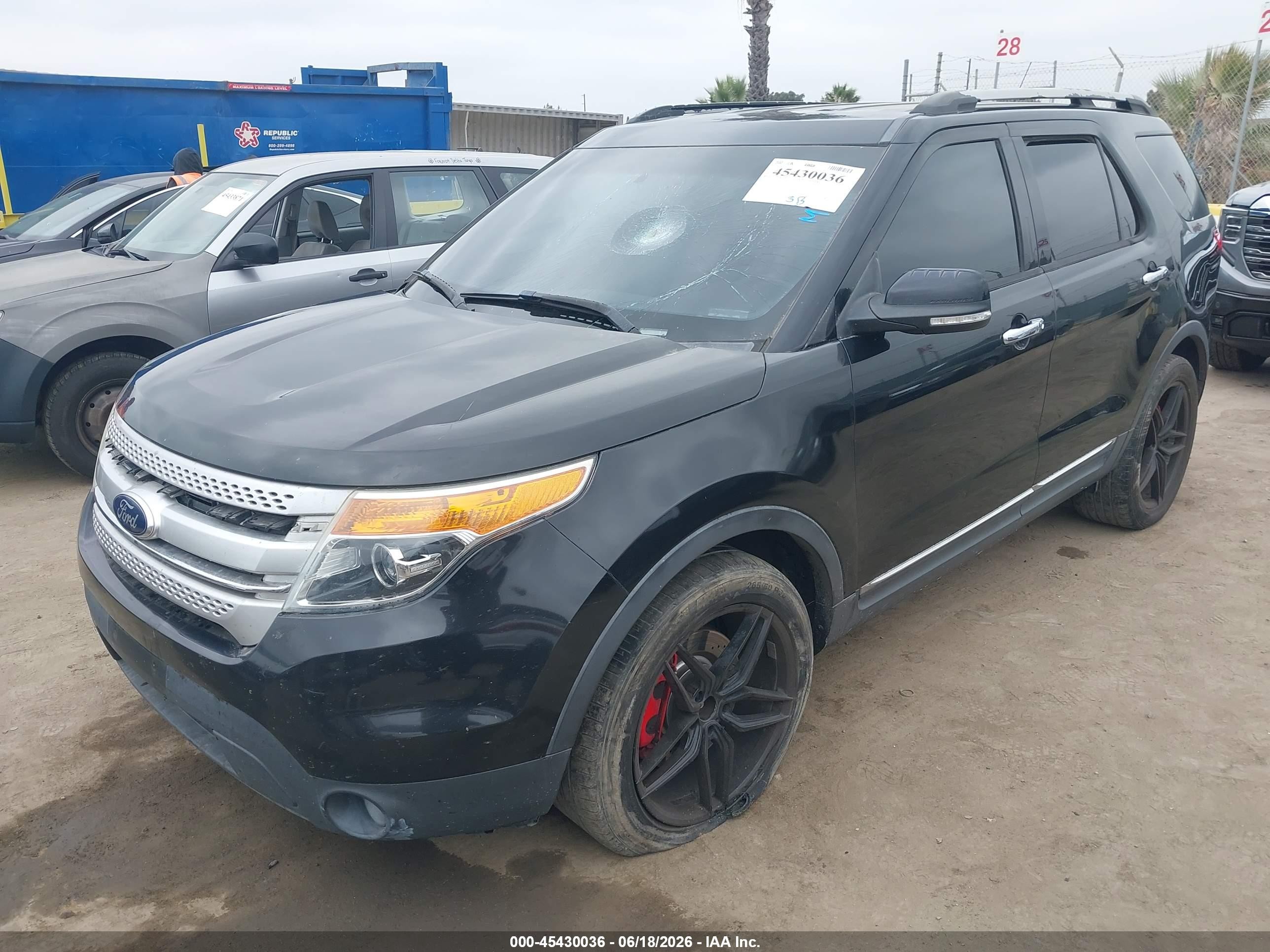2014 Ford Explorer Xlt Черный vin: 1FM5K7D89EGB84602