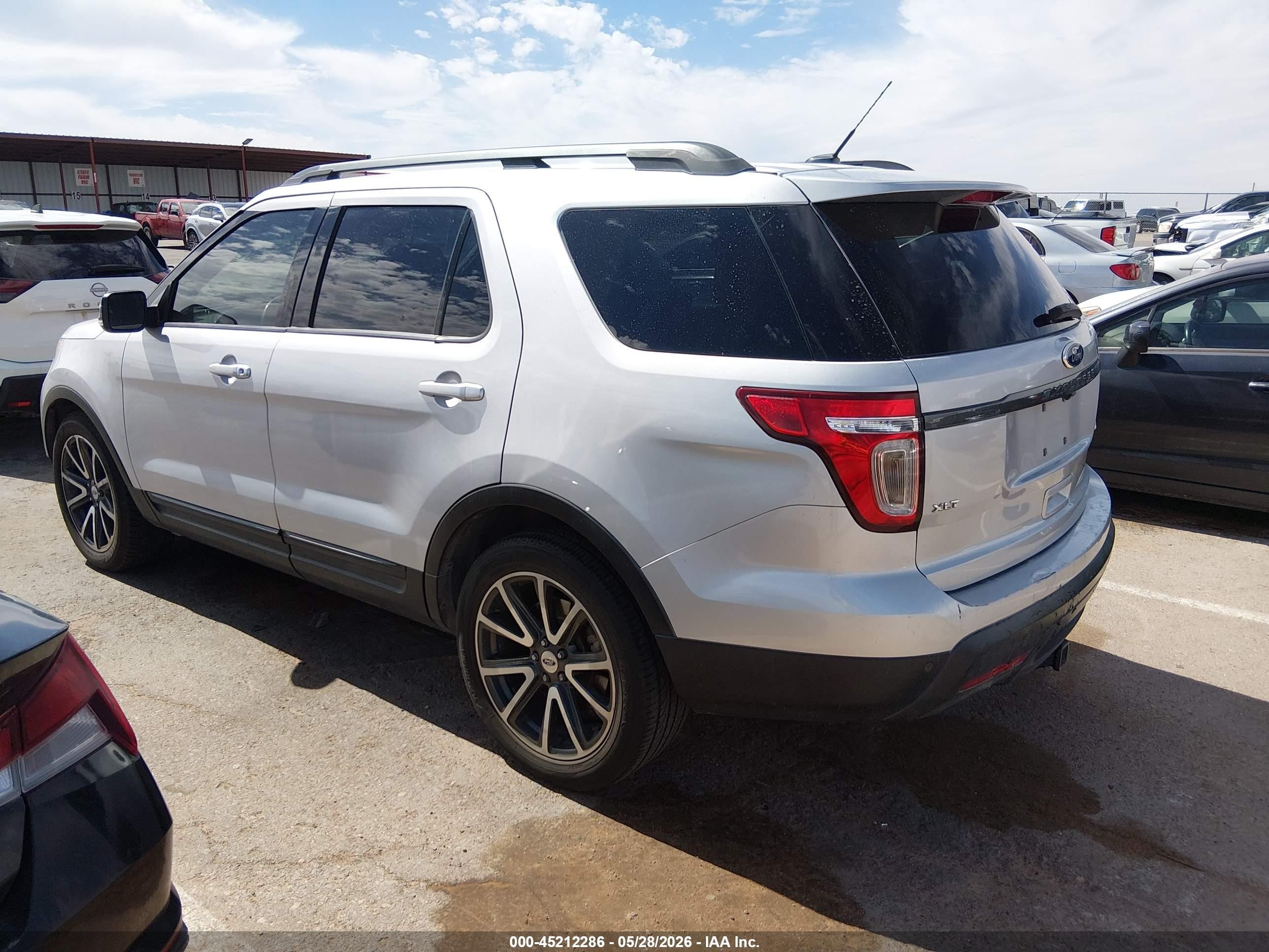 2015 Ford Explorer Xlt Gray vin: 1FM5K7D89FGA13821