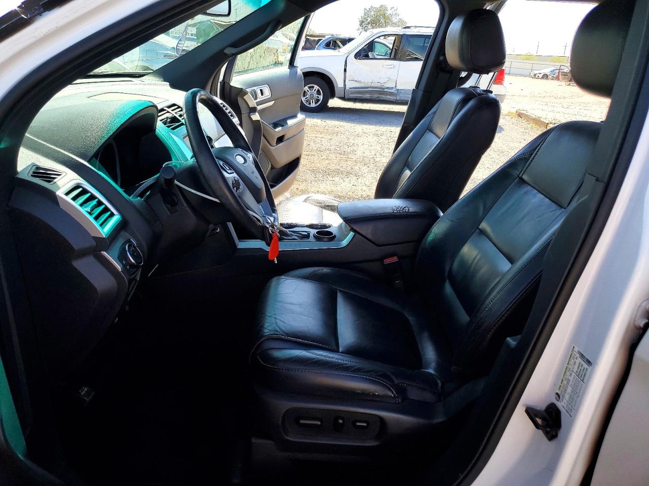 2015 Ford Explorer Xlt Белый vin: 1FM5K7D89FGA20249