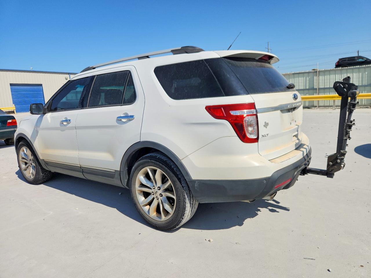 2015 Ford Explorer Xlt Белый vin: 1FM5K7D89FGA26455