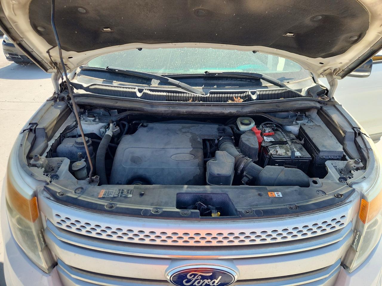 2015 Ford Explorer Xlt Белый vin: 1FM5K7D89FGA26455