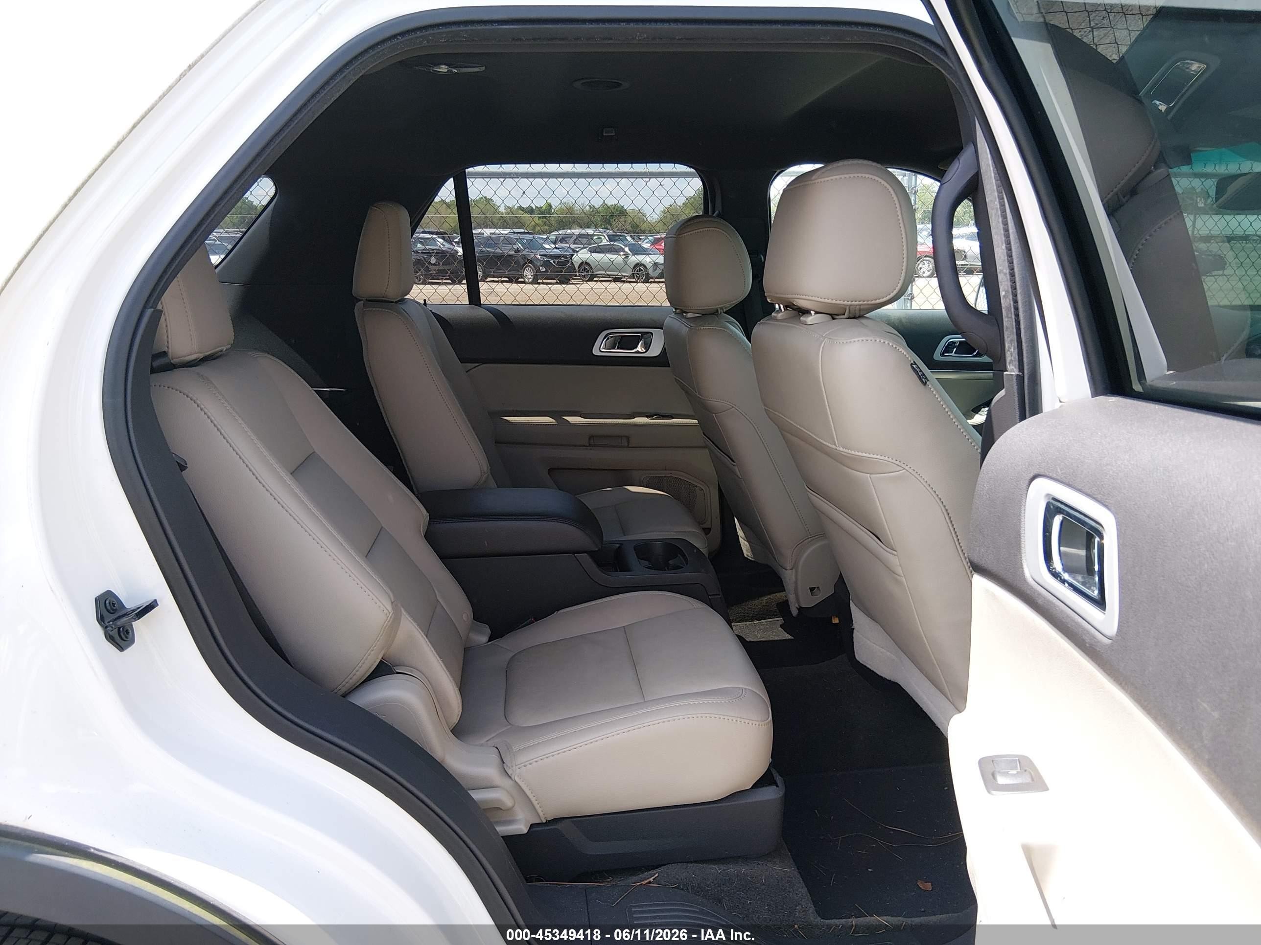 2015 Ford Explorer Xlt White vin: 1FM5K7D89FGB15992