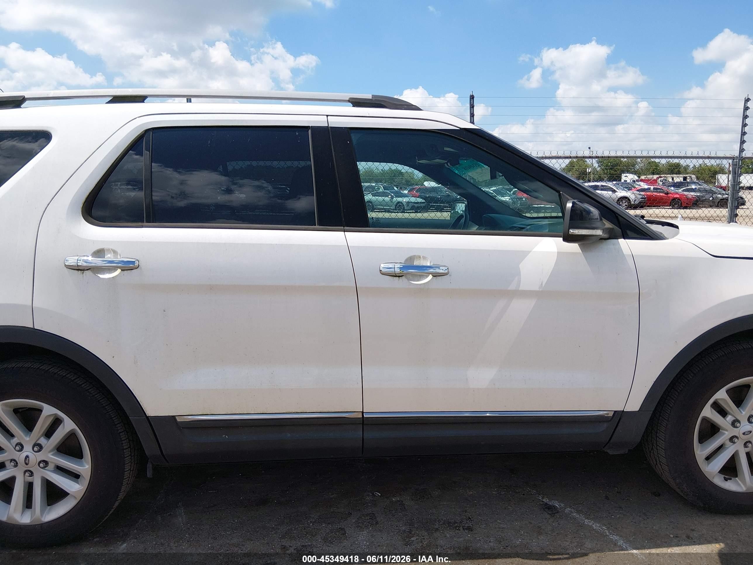 2015 Ford Explorer Xlt White vin: 1FM5K7D89FGB15992