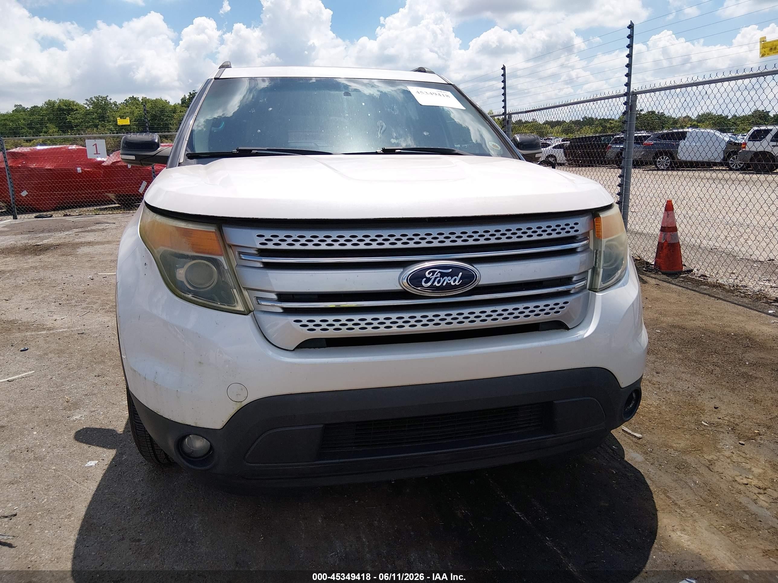 2015 Ford Explorer Xlt White vin: 1FM5K7D89FGB15992