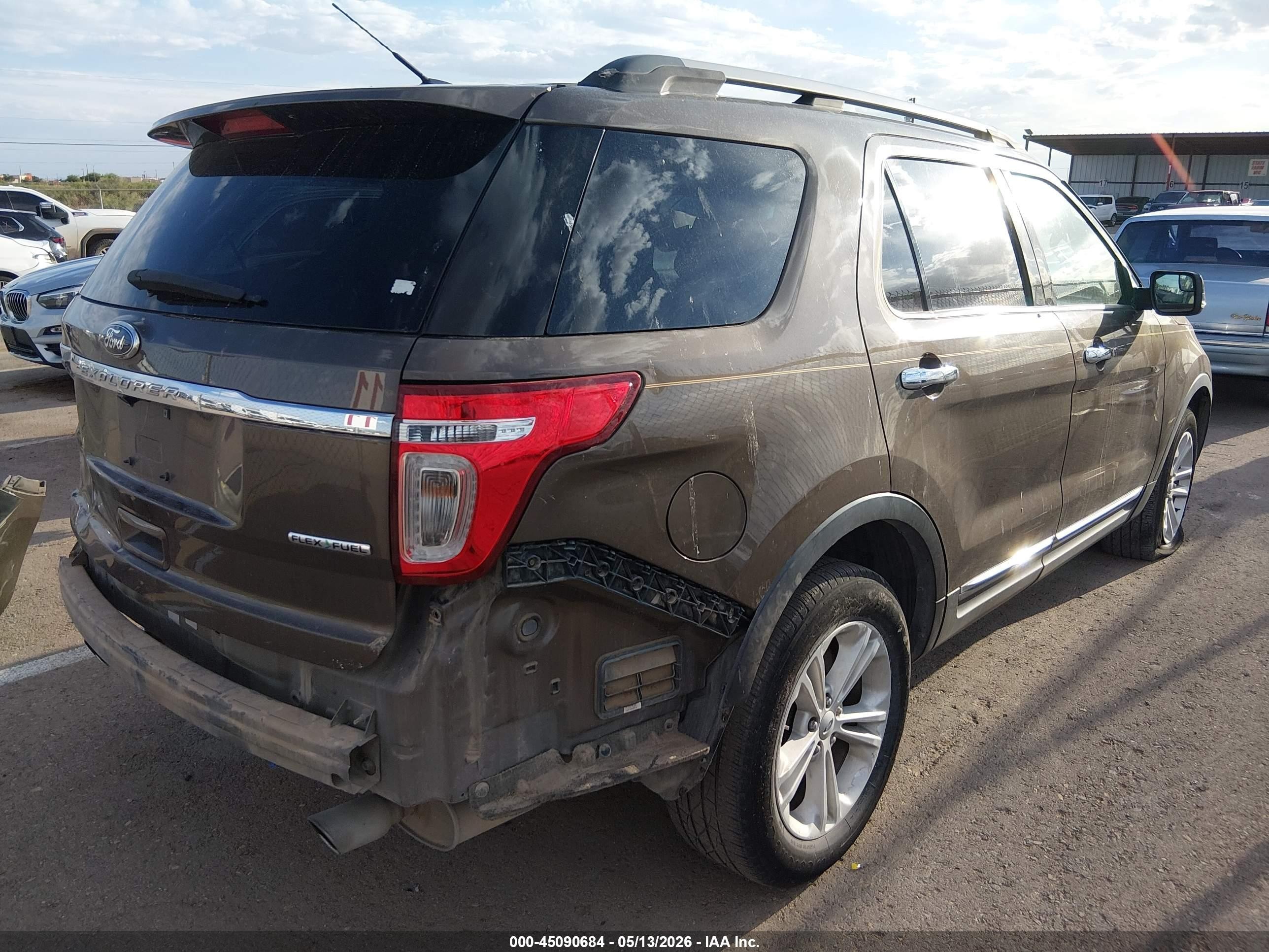2015 Ford Explorer Xlt Dark Brown vin: 1FM5K7D89FGC04901