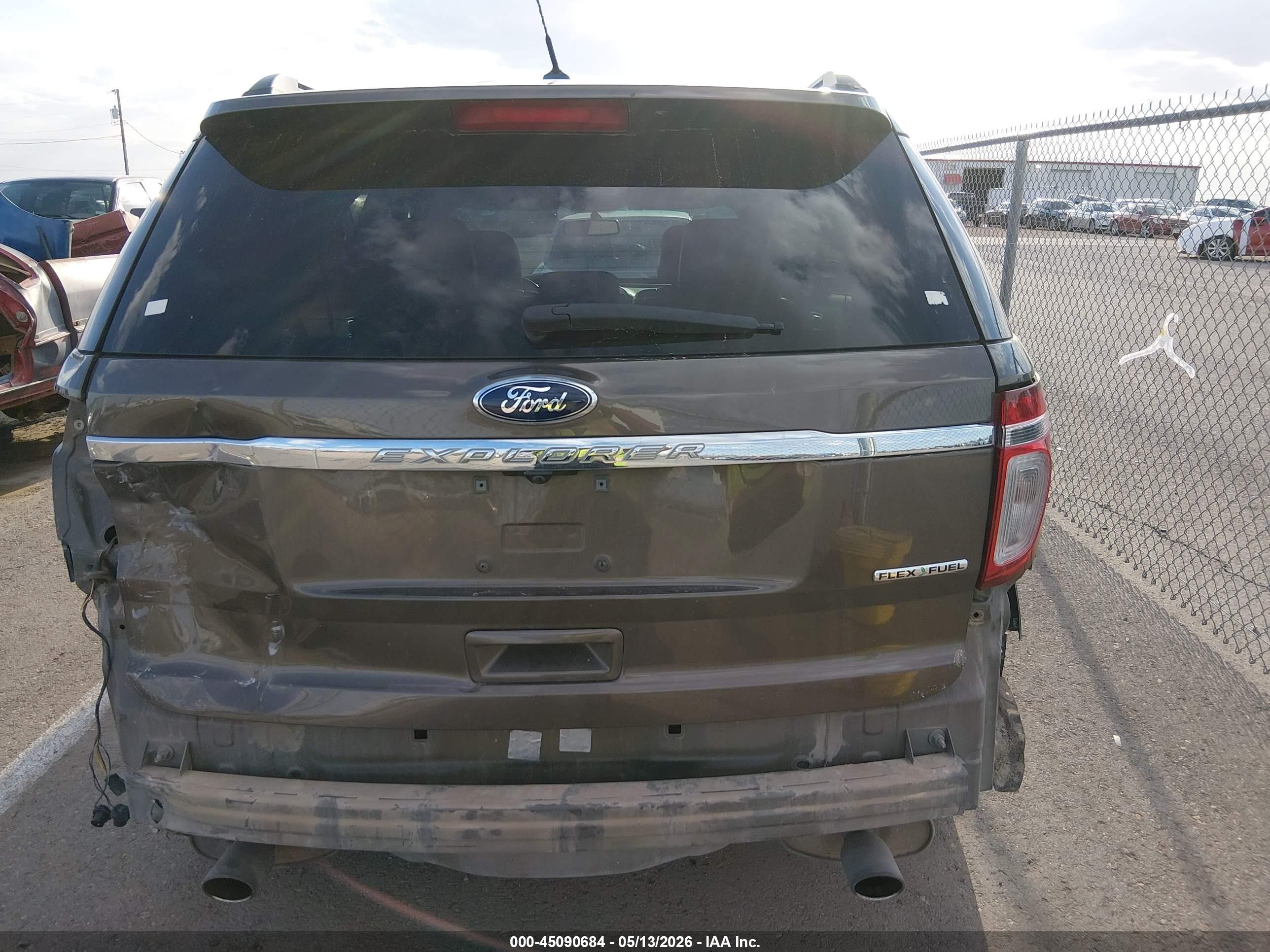 2015 Ford Explorer Xlt Dark Brown vin: 1FM5K7D89FGC04901