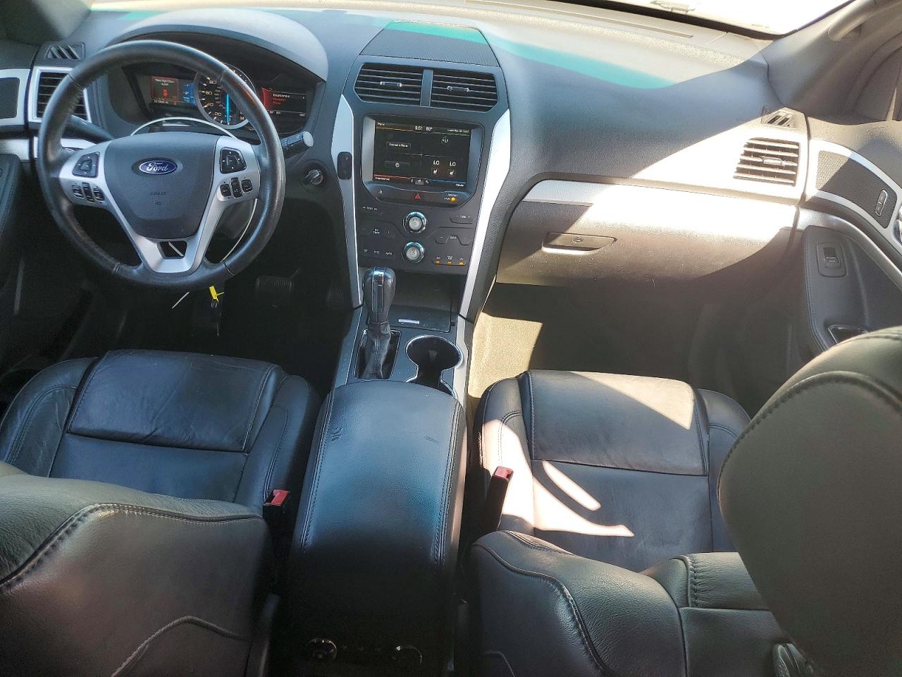 2015 Ford Explorer Xlt Silver vin: 1FM5K7D89FGC39986
