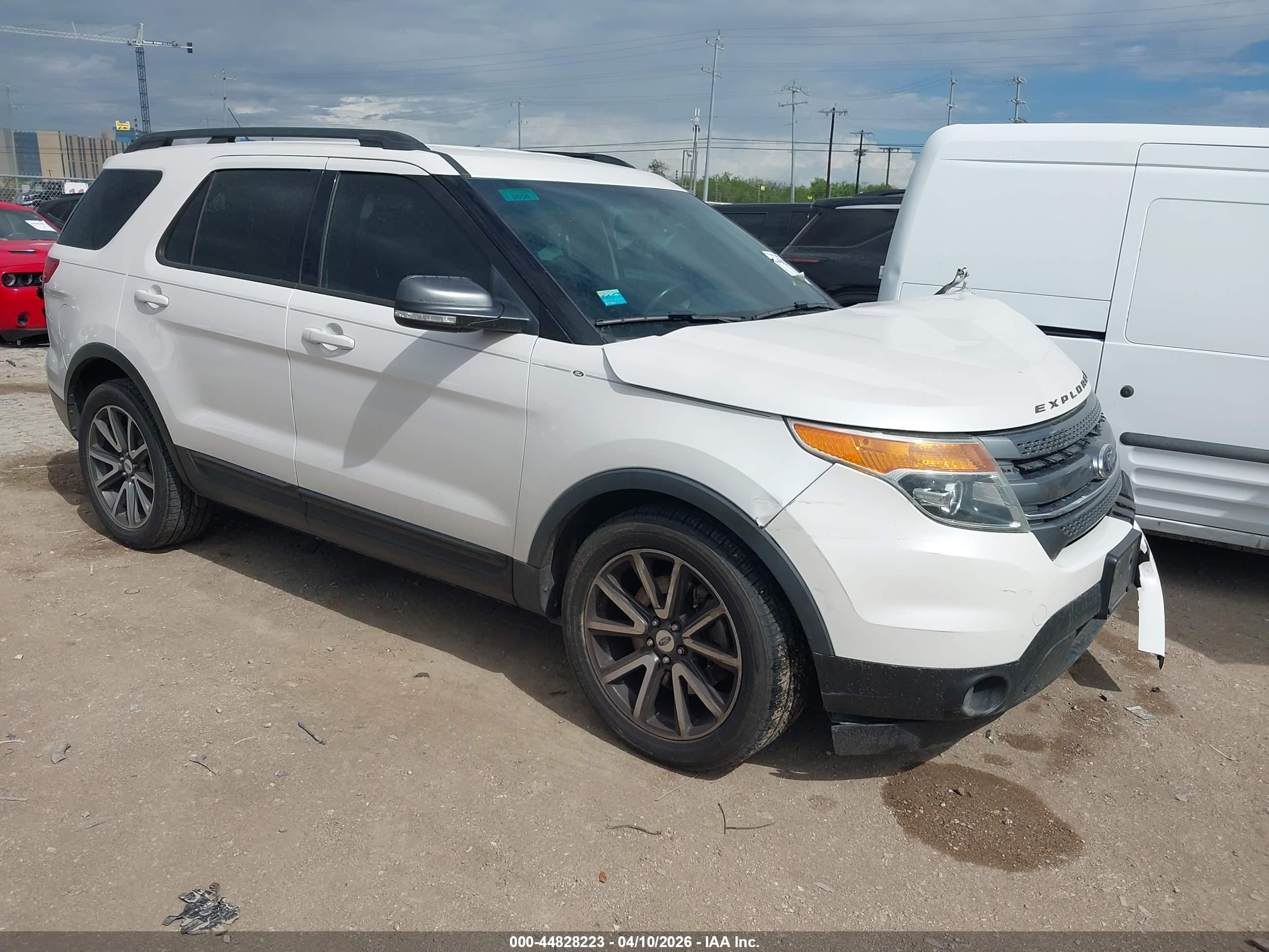 2015 Ford Explorer Xlt White vin: 1FM5K7D89FGC62569
