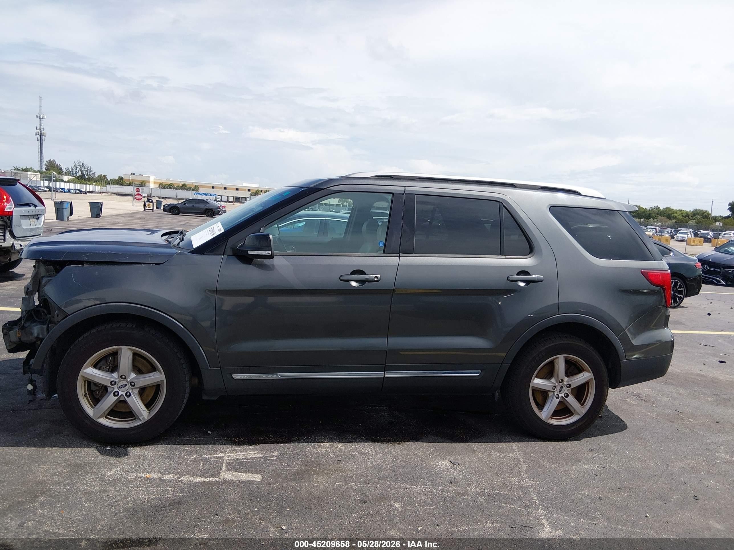 2016 Ford Explorer Xlt Gray vin: 1FM5K7D89GGC54859
