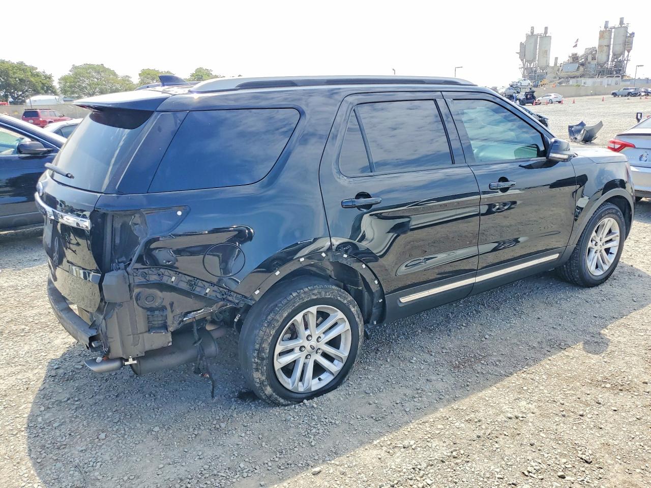 2017 Ford Explorer Xlt Black vin: 1FM5K7D89HGD03866