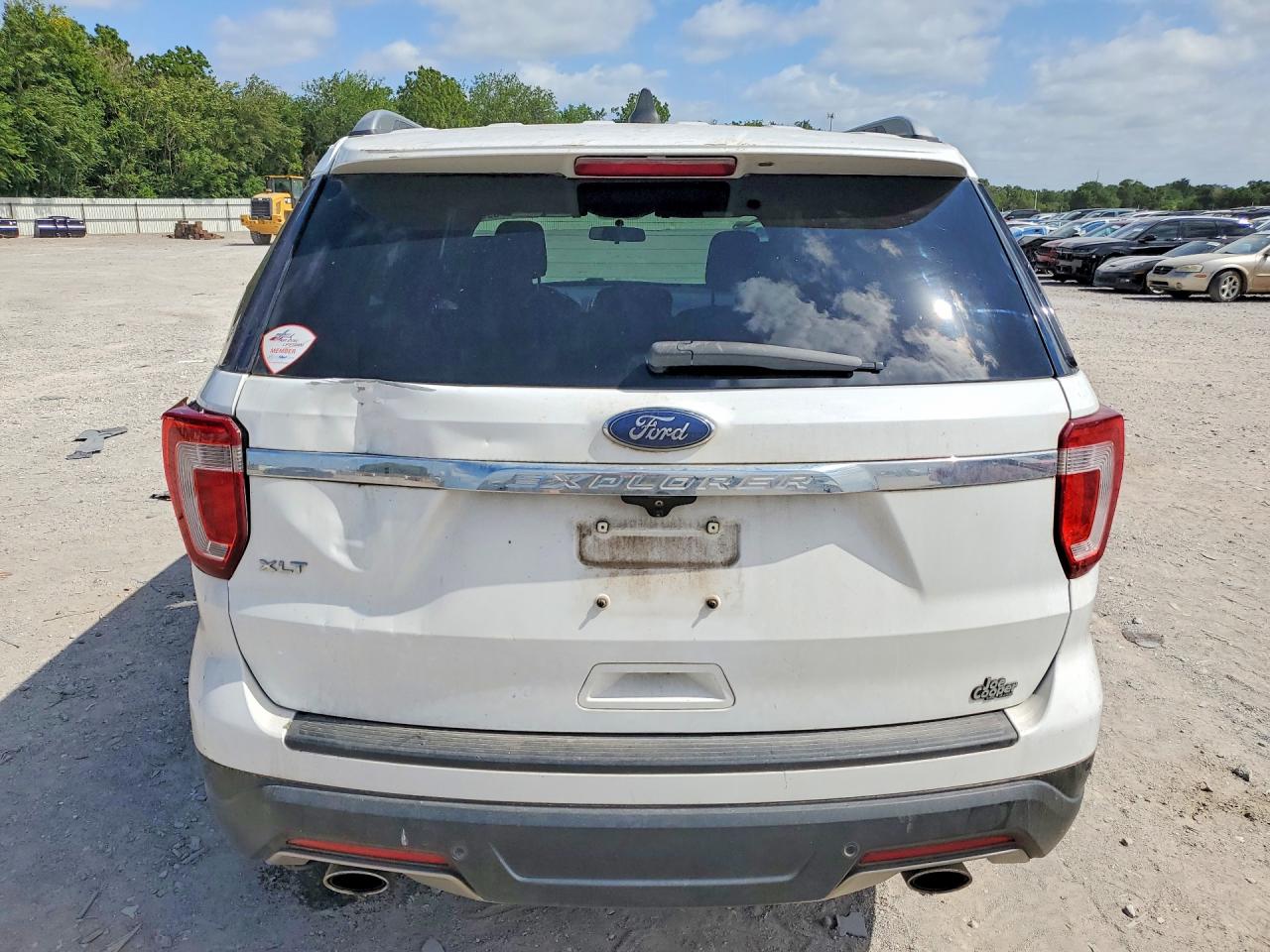 2018 Ford Explorer Xlt Белый vin: 1FM5K7D89JGB30176