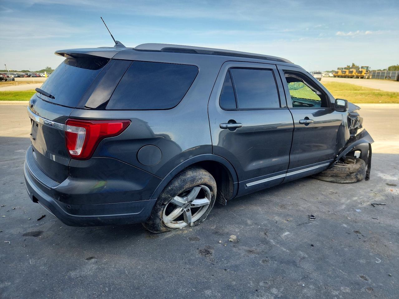 2019 Ford Explorer Xlt Gray vin: 1FM5K7D89KGA09360
