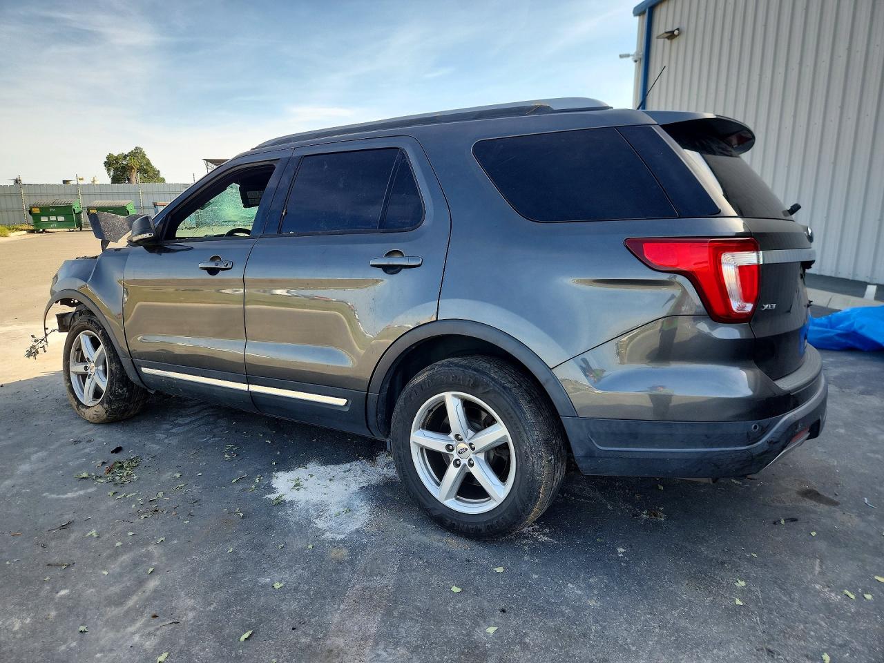 2019 Ford Explorer Xlt Gray vin: 1FM5K7D89KGA09360
