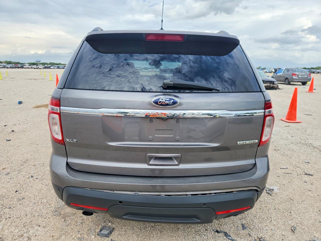 2013 Ford Explorer Xlt Gray vin: 1FM5K7D8XDGA41012