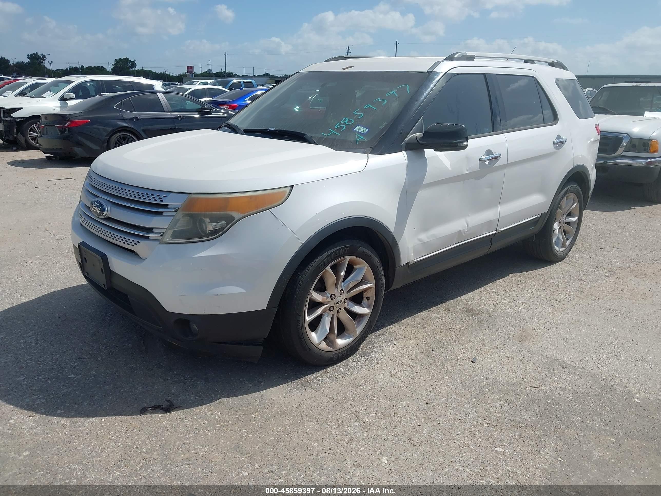 2013 Ford Explorer Xlt Белый vin: 1FM5K7D8XDGB99088