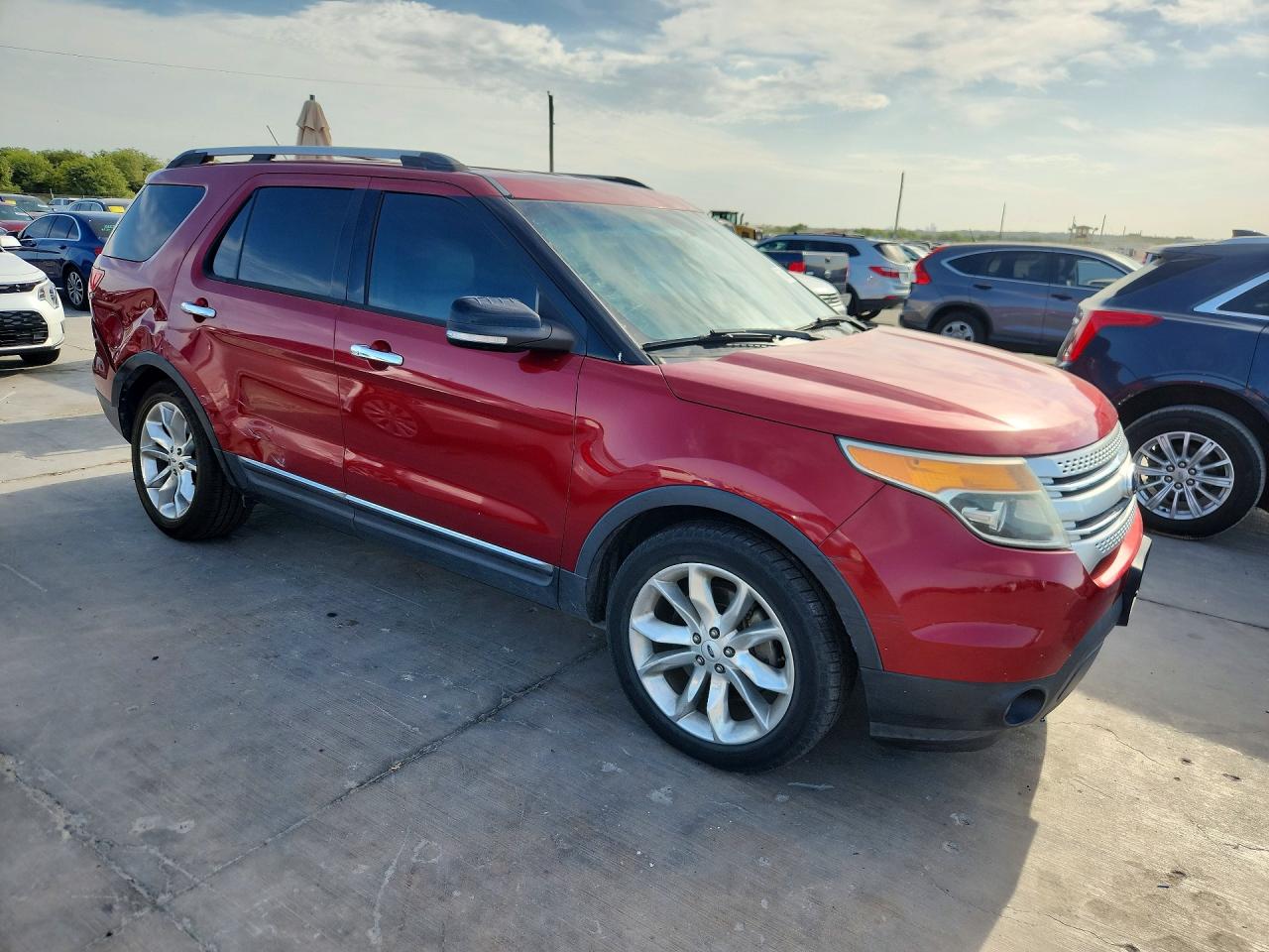 2013 Ford Explorer Xlt Red vin: 1FM5K7D8XDGC14530