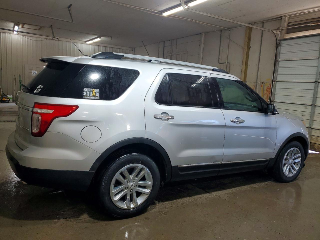 2013 Ford Explorer Xlt Серебряный vin: 1FM5K7D8XDGC25267