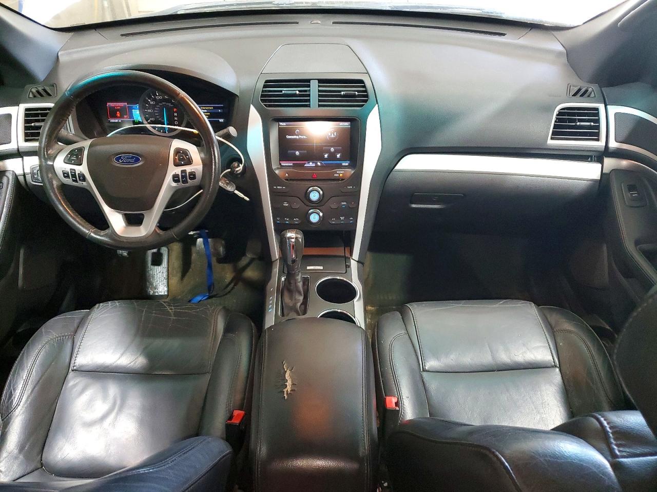 2013 Ford Explorer Xlt Серебряный vin: 1FM5K7D8XDGC25267