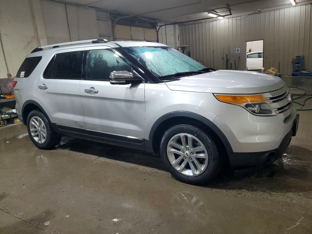 2013 Ford Explorer Xlt Серебряный vin: 1FM5K7D8XDGC25267