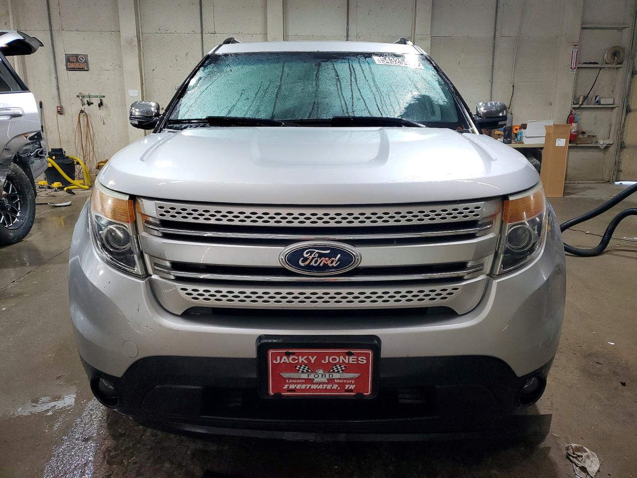 2013 Ford Explorer Xlt Серебряный vin: 1FM5K7D8XDGC25267
