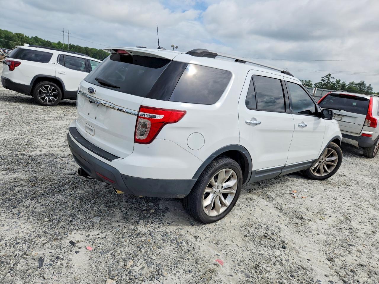 2013 Ford Explorer Xlt White vin: 1FM5K7D8XDGC57443