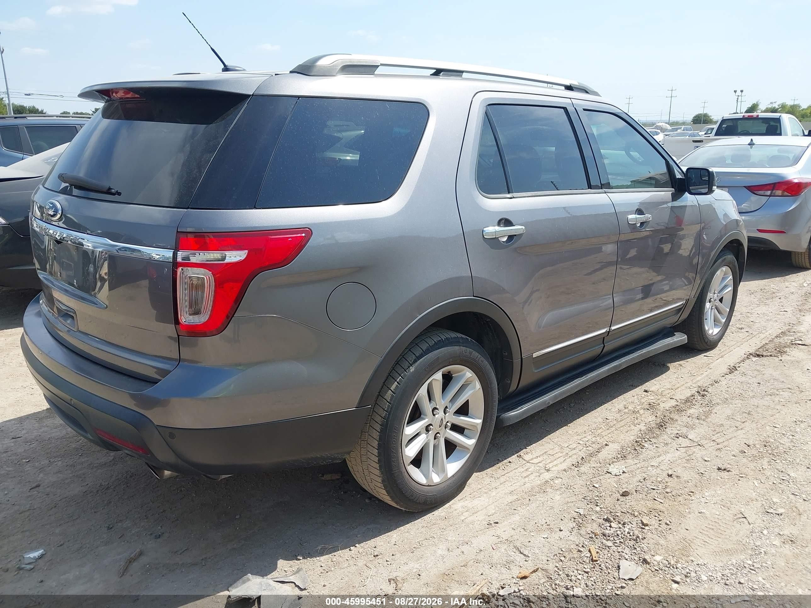 2014 Ford Explorer Xlt Серый vin: 1FM5K7D8XEGA03796