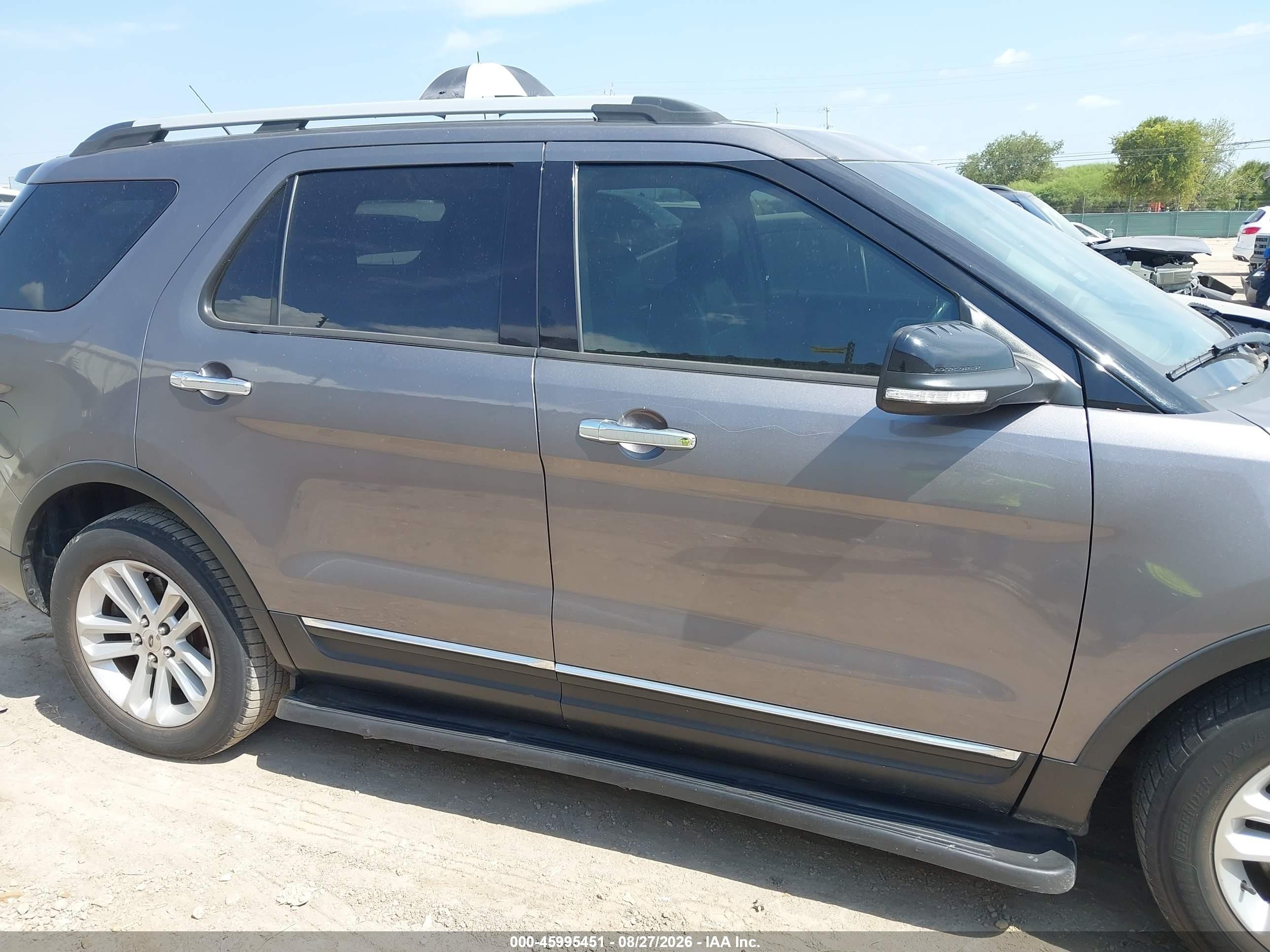 2014 Ford Explorer Xlt Серый vin: 1FM5K7D8XEGA03796