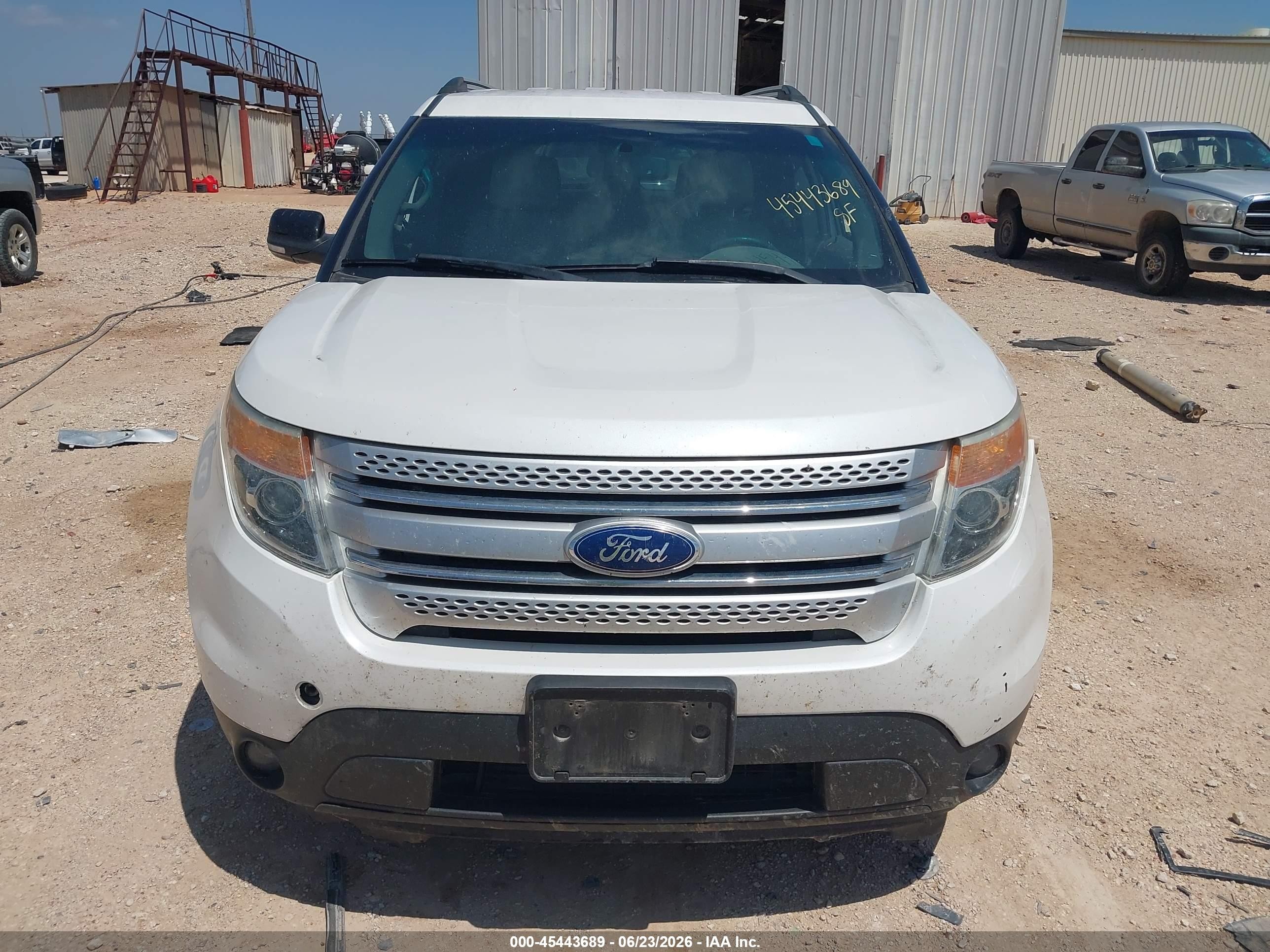 2014 Ford Explorer Xlt White vin: 1FM5K7D8XEGA07945