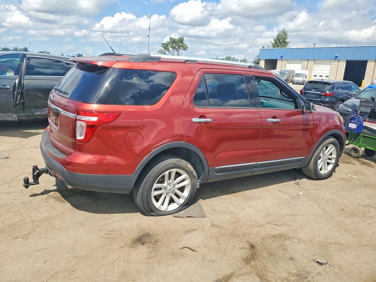 2014 Ford Explorer Xlt Orange vin: 1FM5K7D8XEGC27683