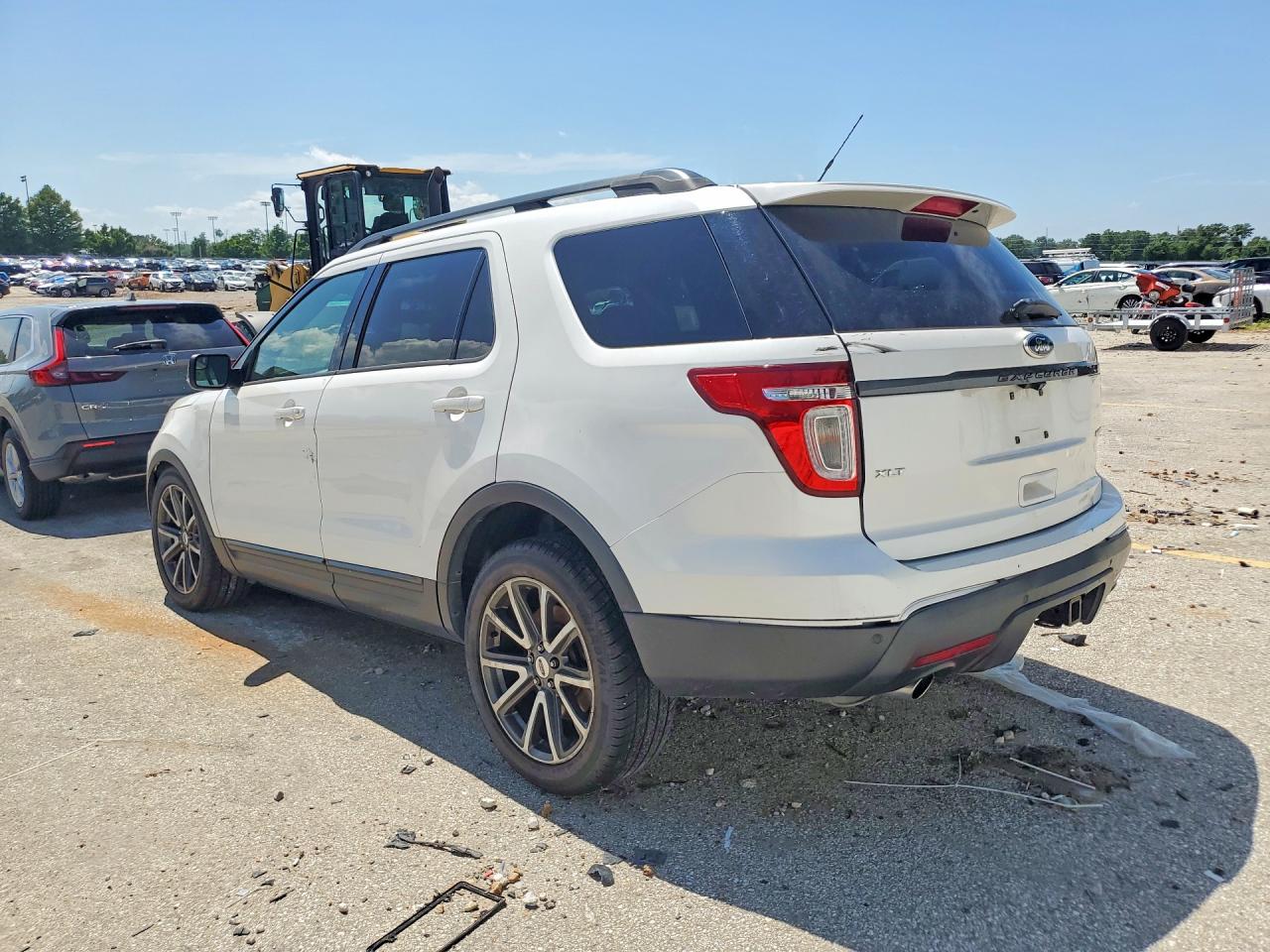 2015 Ford Explorer Xlt White vin: 1FM5K7D8XFGA24469
