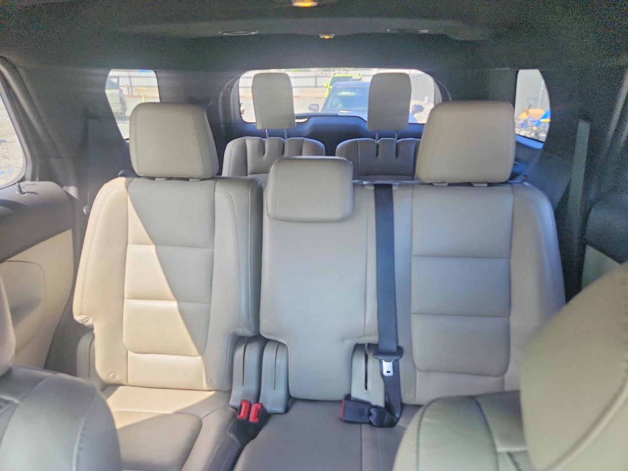 2015 Ford Explorer Xlt Tan vin: 1FM5K7D8XFGA82663