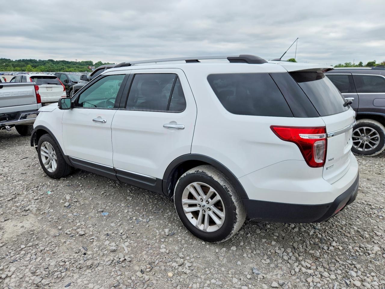 2015 Ford Explorer Xlt White vin: 1FM5K7D8XFGA92190