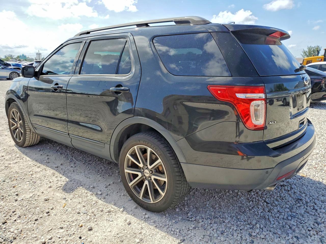 2015 Ford Explorer Xlt Black vin: 1FM5K7D8XFGA96241