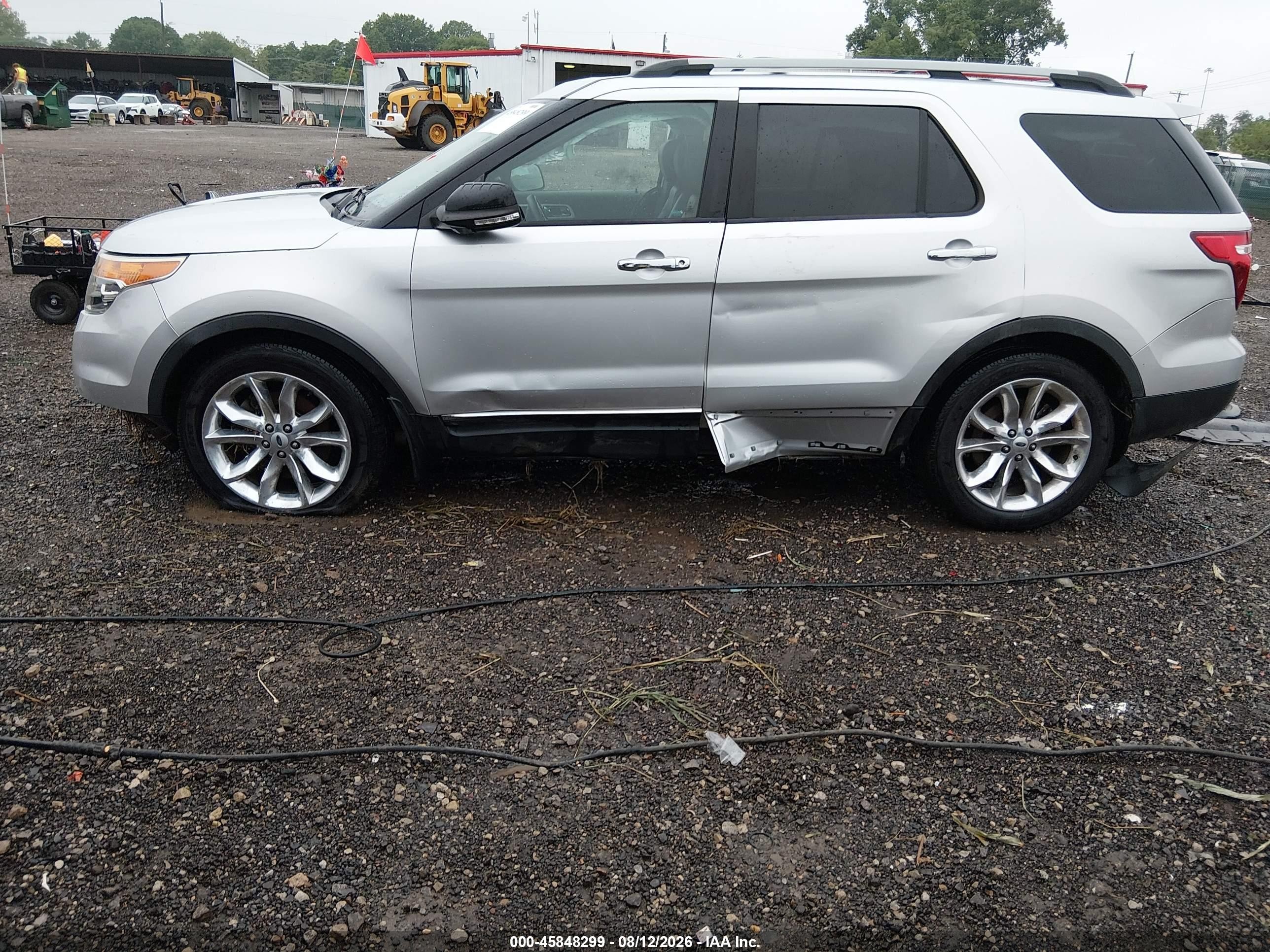 2015 Ford Explorer Xlt Silver vin: 1FM5K7D8XFGB09859