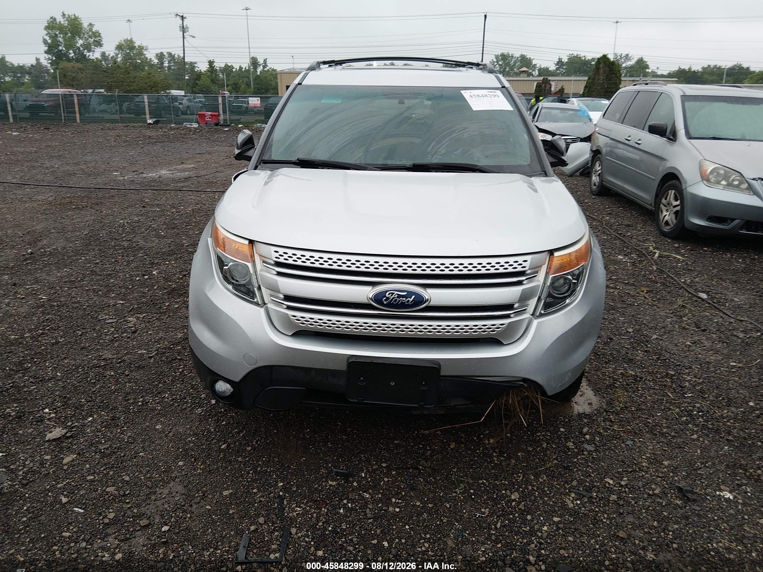 2015 Ford Explorer Xlt Silver vin: 1FM5K7D8XFGB09859