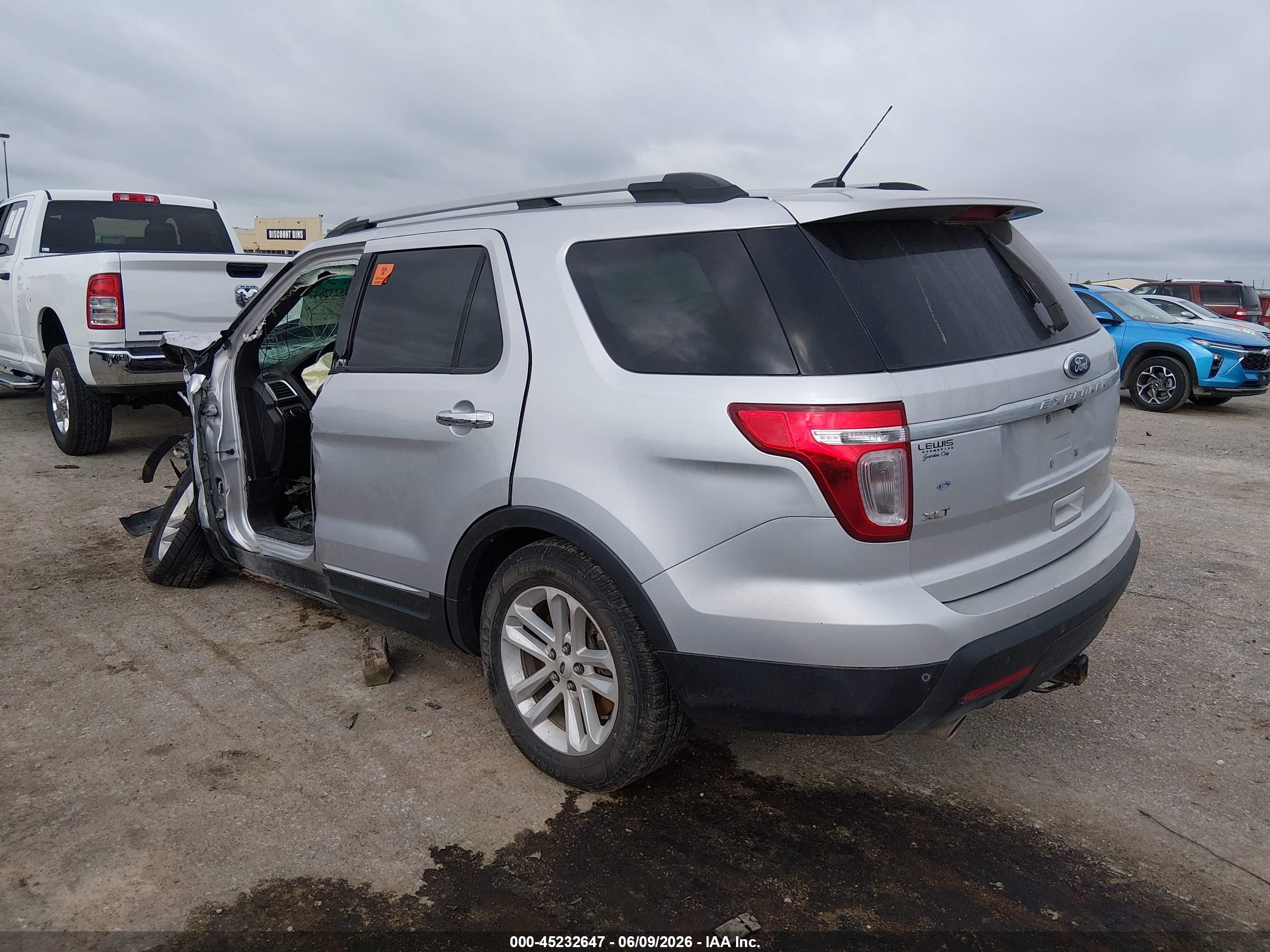 2015 Ford Explorer Xlt Silver vin: 1FM5K7D8XFGB73416