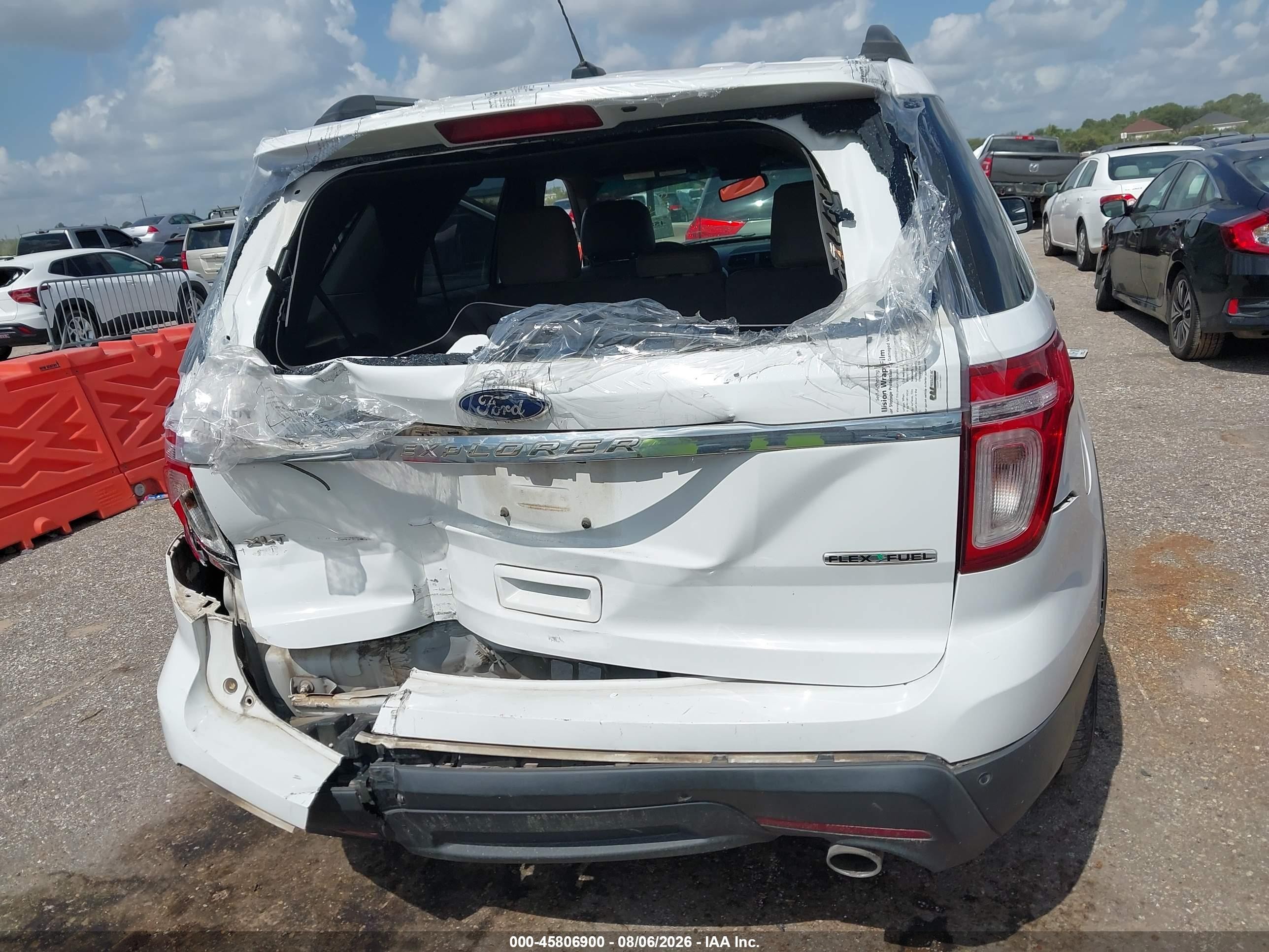 2015 Ford Explorer Xlt White vin: 1FM5K7D8XFGC02350