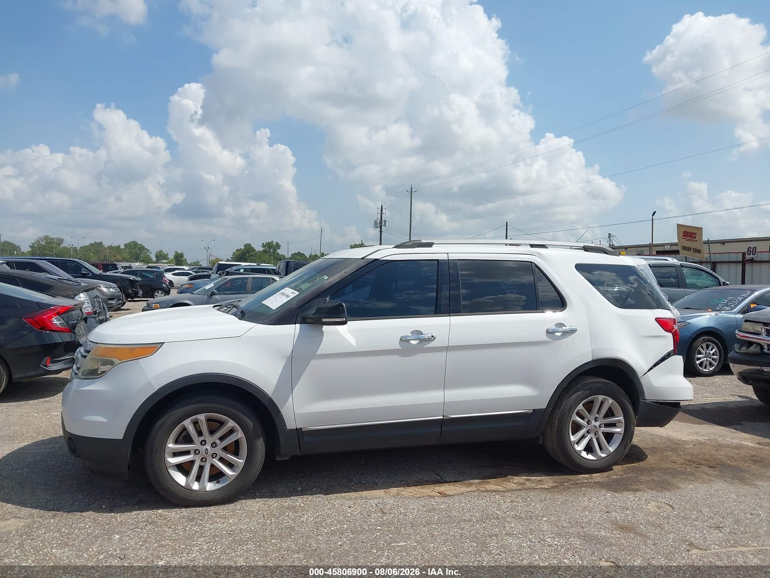 2015 Ford Explorer Xlt White vin: 1FM5K7D8XFGC02350