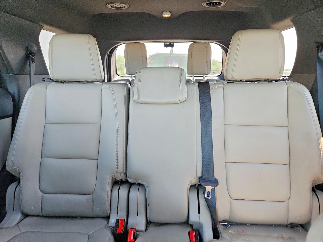 2015 Ford Explorer Xlt White vin: 1FM5K7D8XFGC24560
