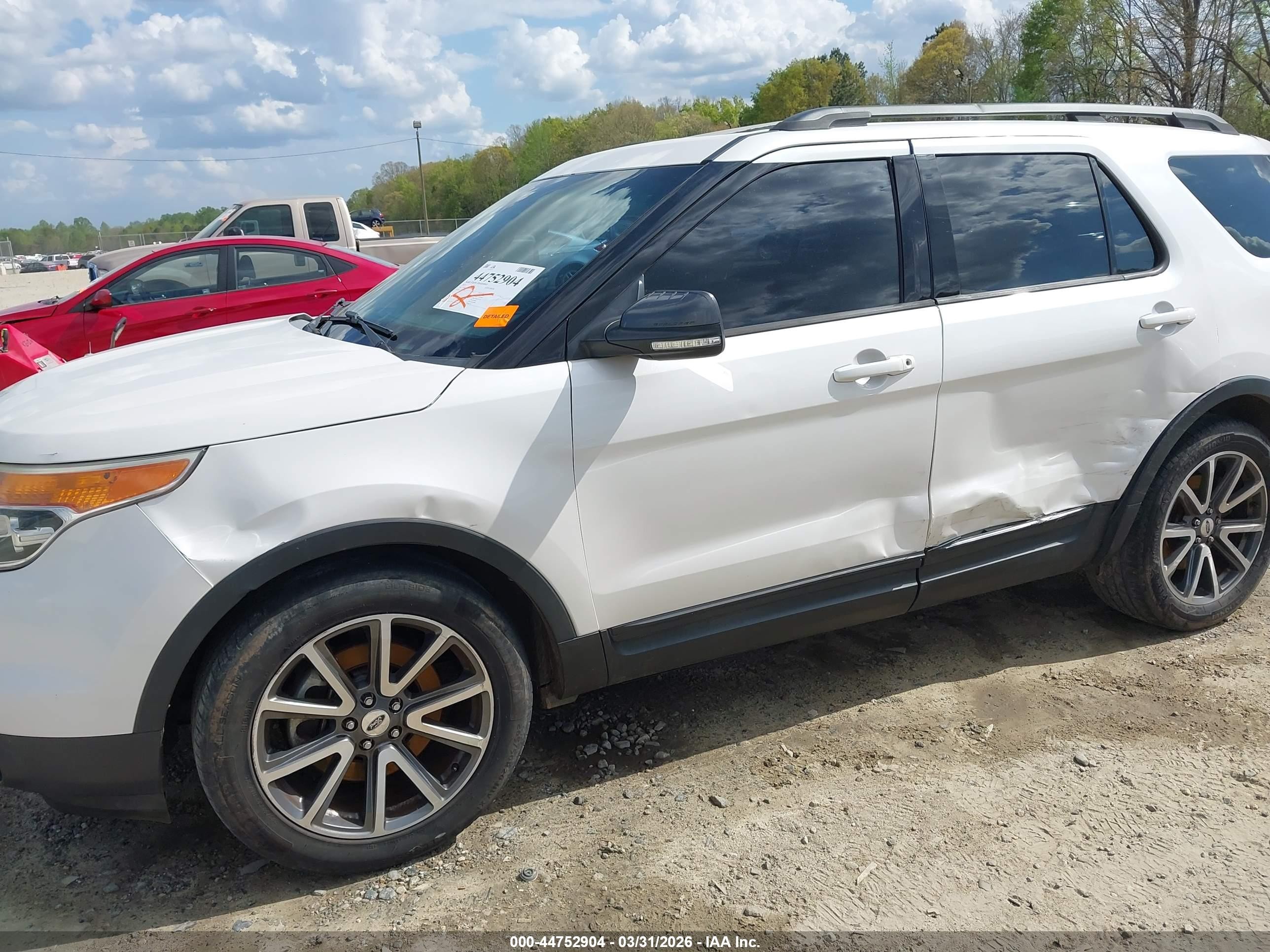 2015 Ford Explorer Xlt White vin: 1FM5K7D8XFGC45392