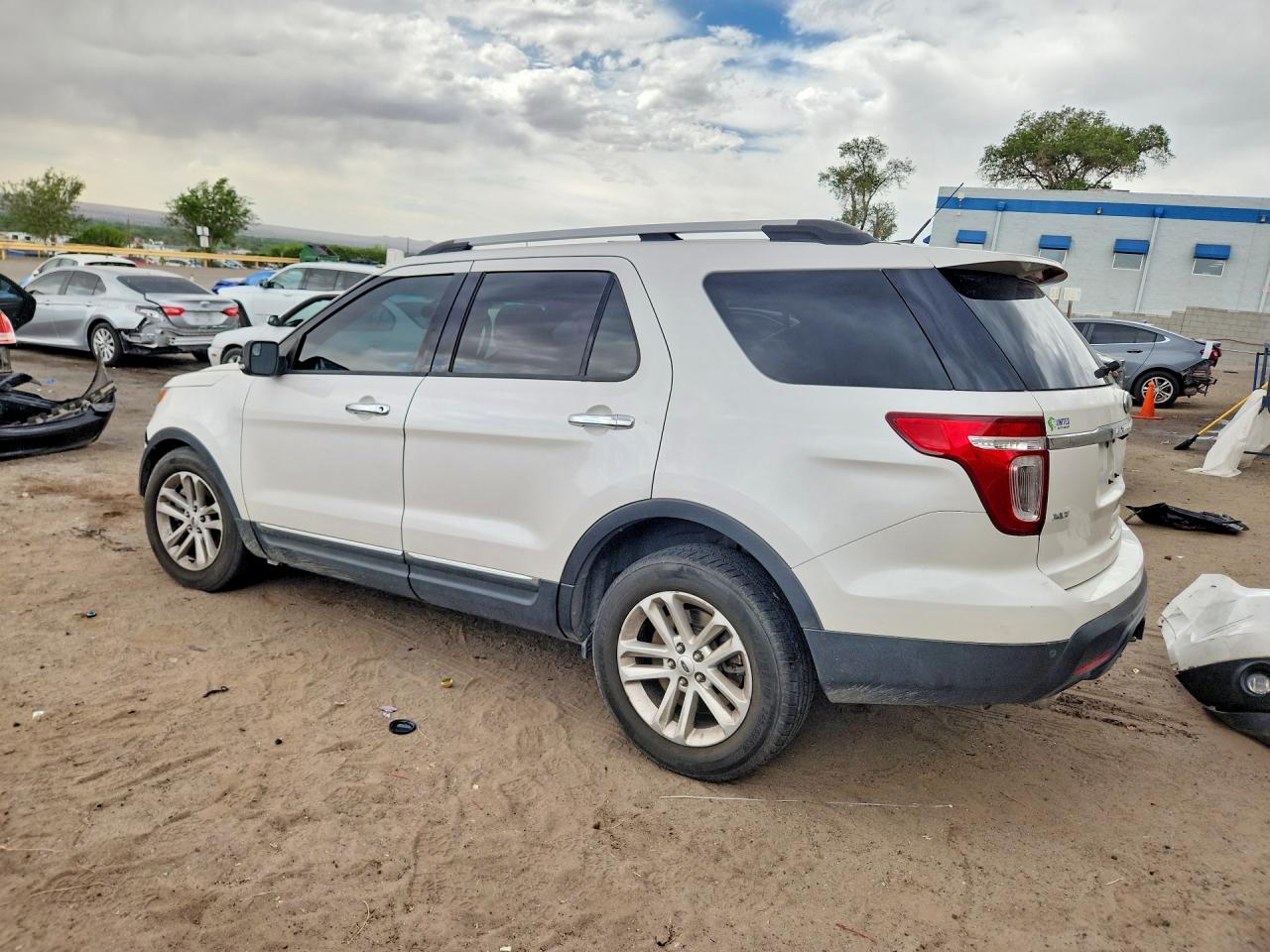 2015 Ford Explorer Xlt White vin: 1FM5K7D8XFGC49846