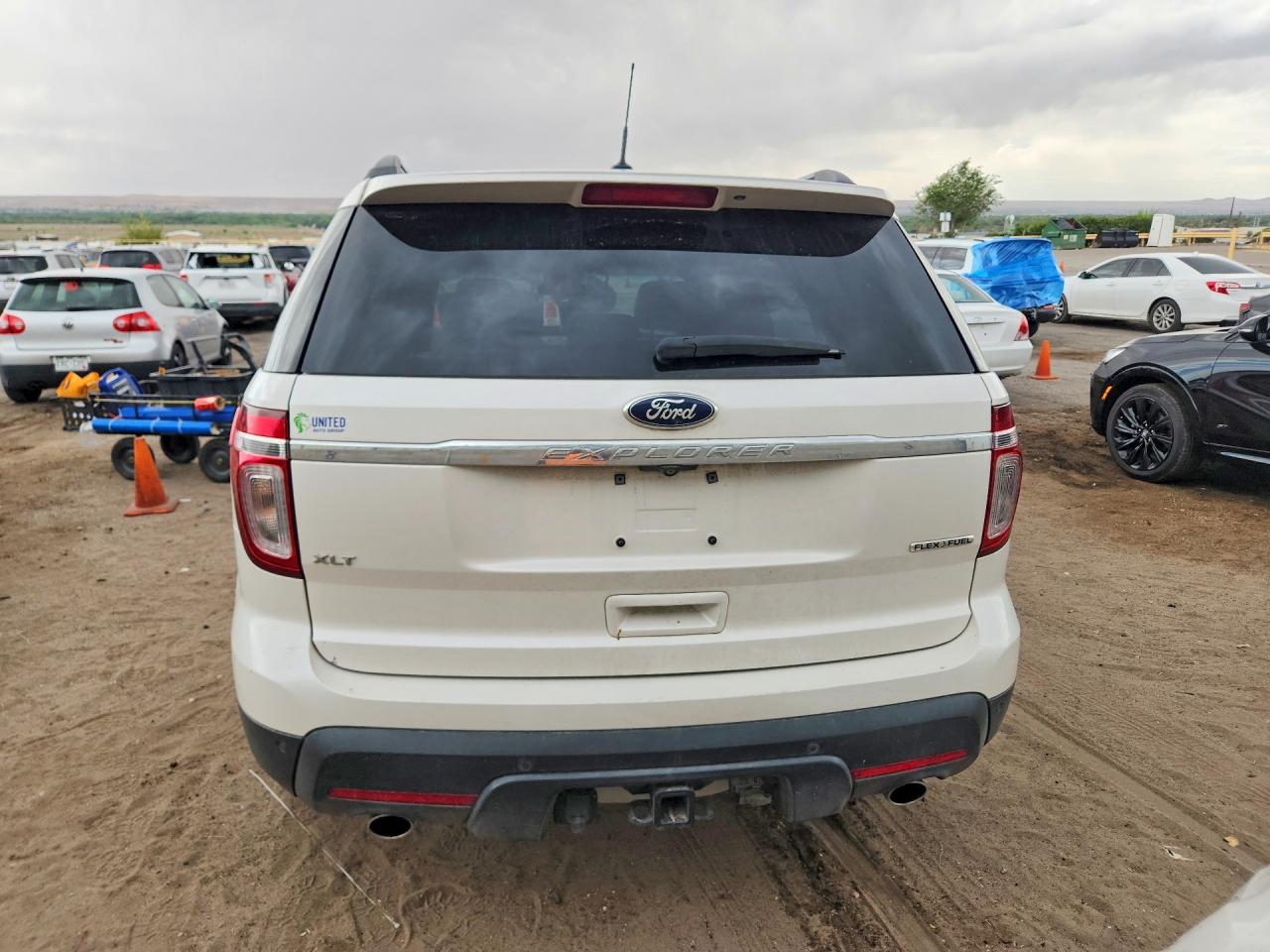 2015 Ford Explorer Xlt White vin: 1FM5K7D8XFGC49846