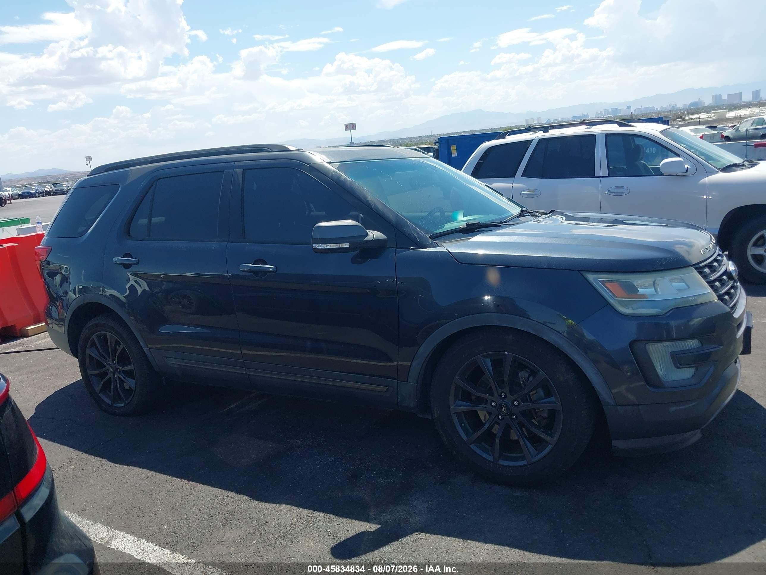 2017 Ford Explorer Xlt Dark Blue vin: 1FM5K7D8XHGA23003