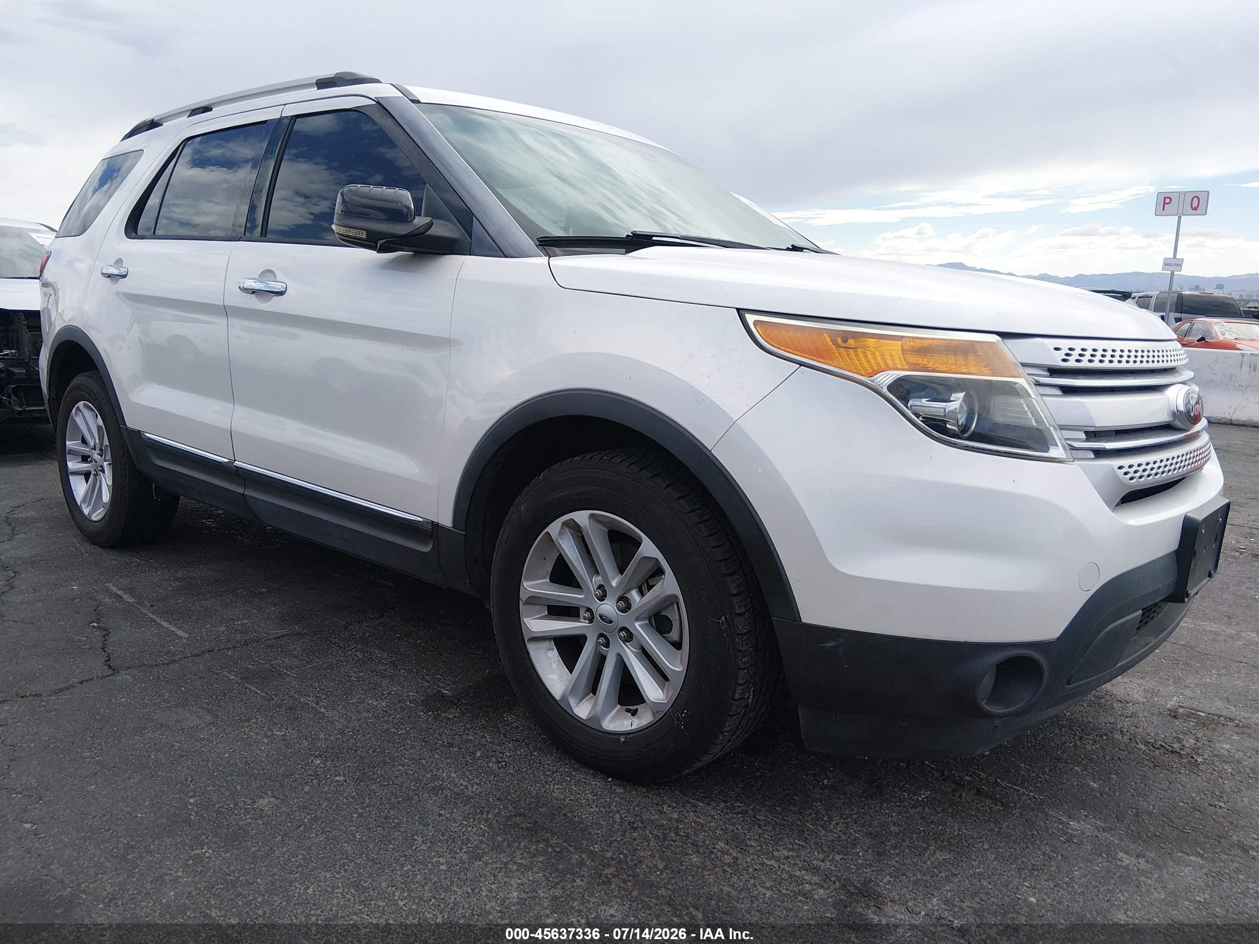 2013 Ford Explorer Xlt White vin: 1FM5K7D92DGA08109