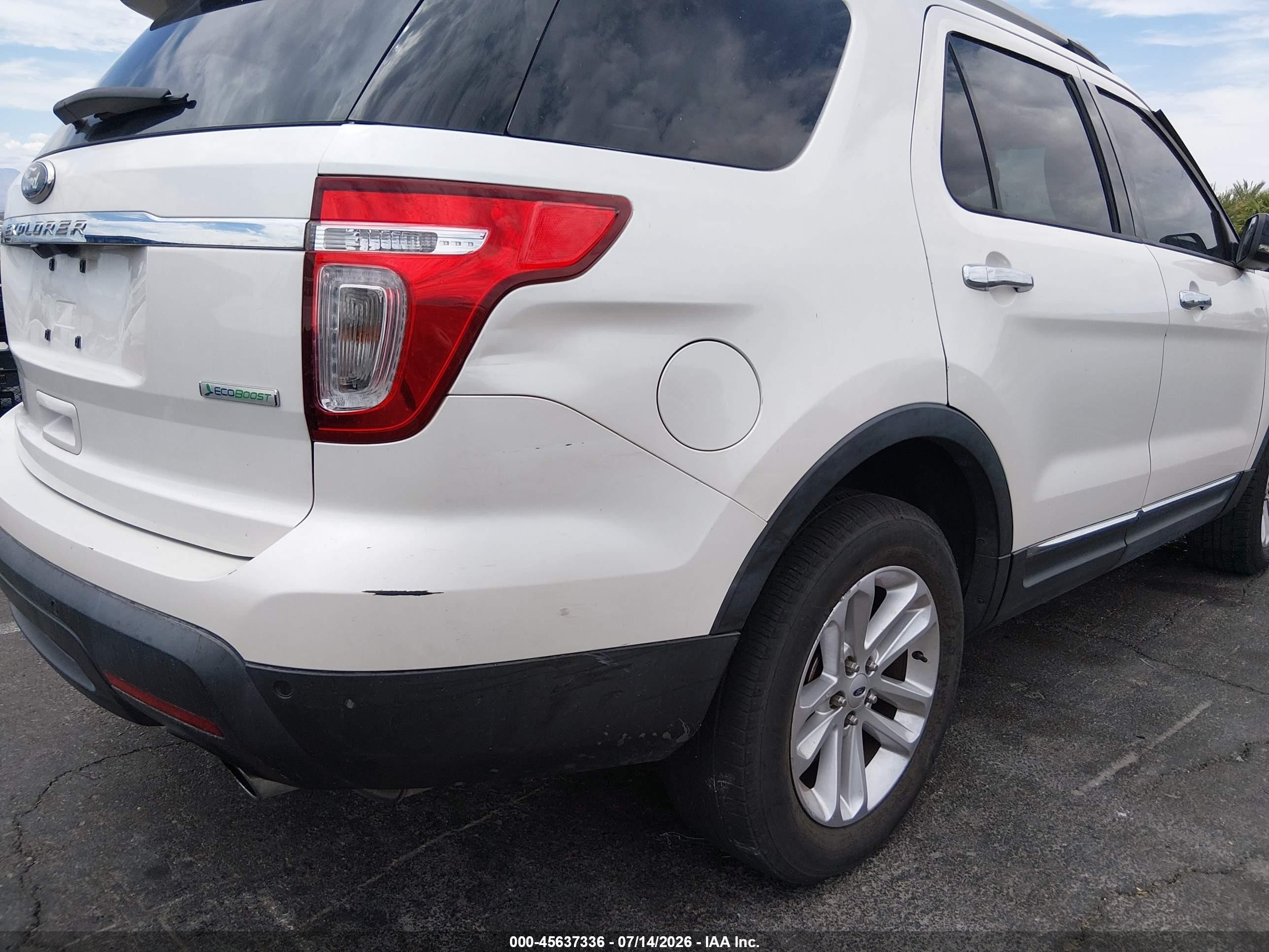 2013 Ford Explorer Xlt White vin: 1FM5K7D92DGA08109
