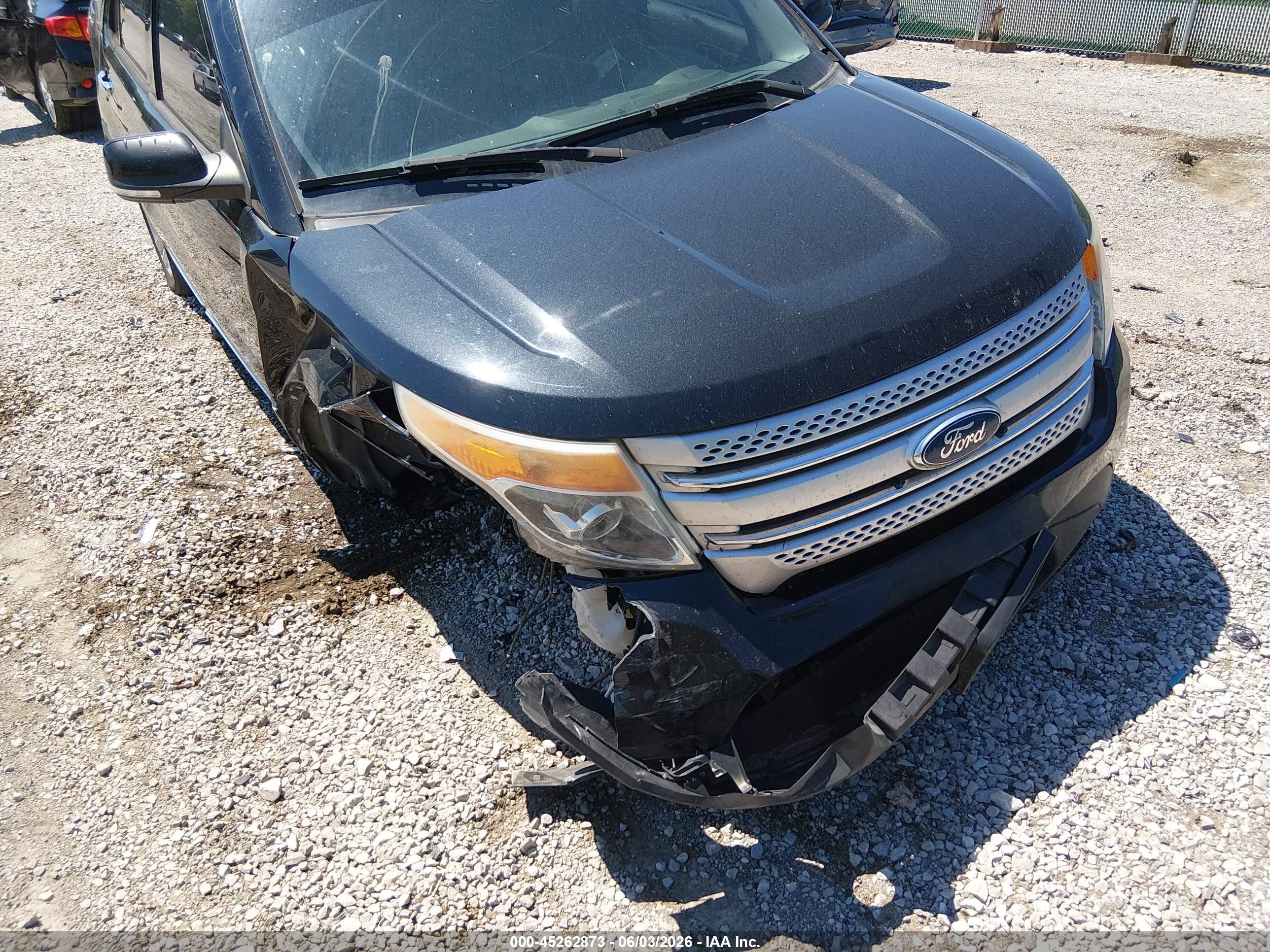 2015 Ford Explorer Xlt Черный vin: 1FM5K7D94FGB23555
