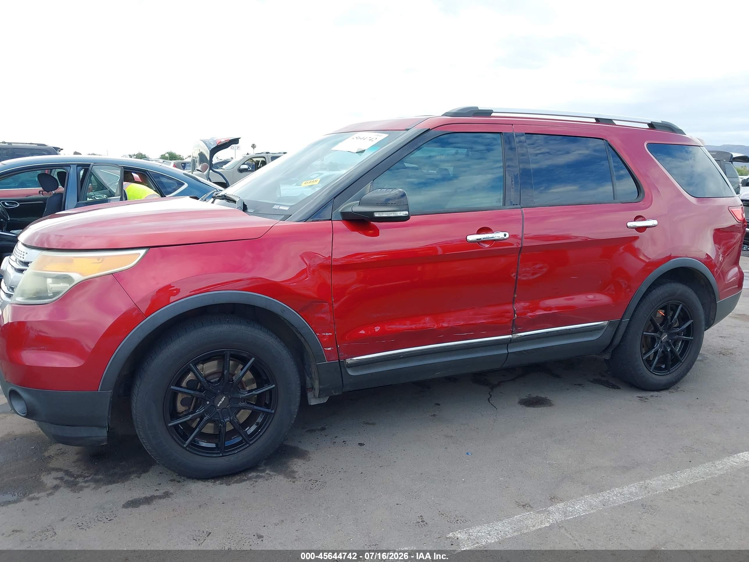 2014 Ford Explorer Xlt Red vin: 1FM5K7D95EGA17761